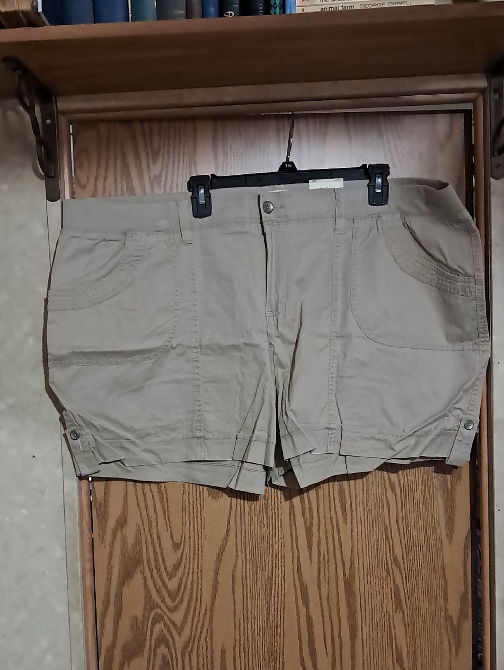Sonoma Beige Utility Shorts with Front Pockets